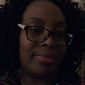 Meet your Posher, Pamela